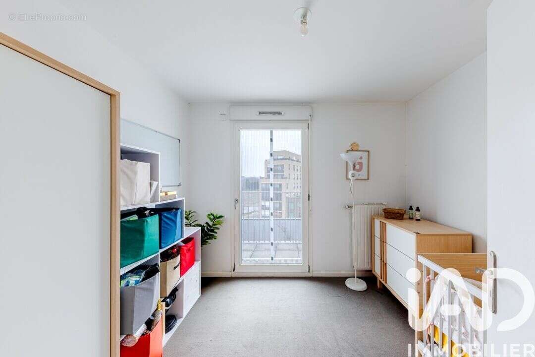 Appartement 80 m² à Saint-Denis  - photo 9