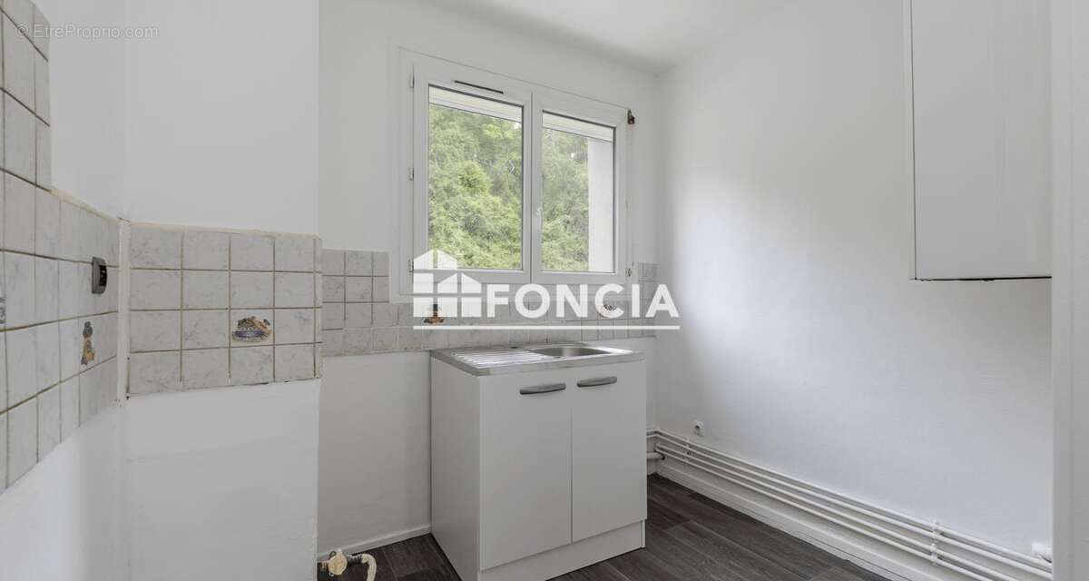 Appartement à PETIT-COURONNE