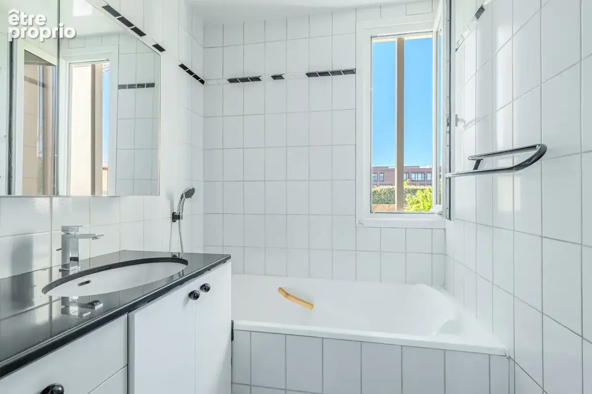 Maison à vendre 8 pièces CALUIRE ET CUIRE (69) Le Vernay, calme, sans vis à vis - photo 22
