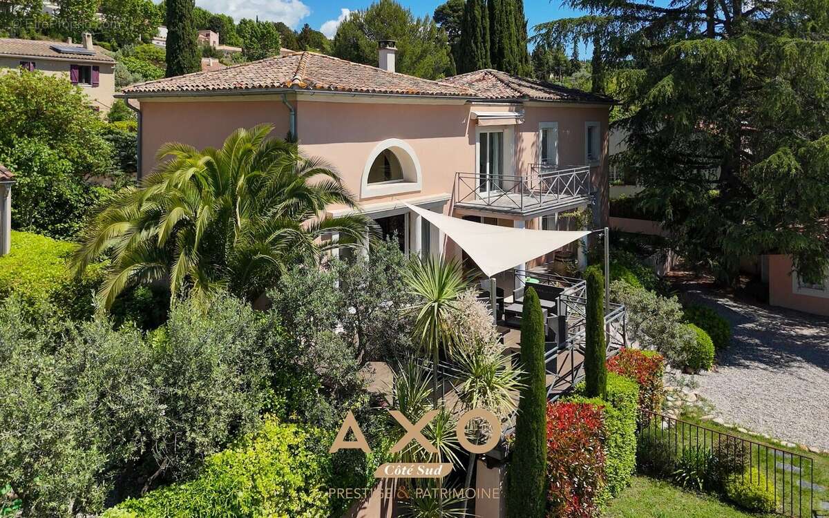 Maison à EGUILLES