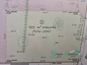 Terrain à MONTIGNY-SUR-LOING