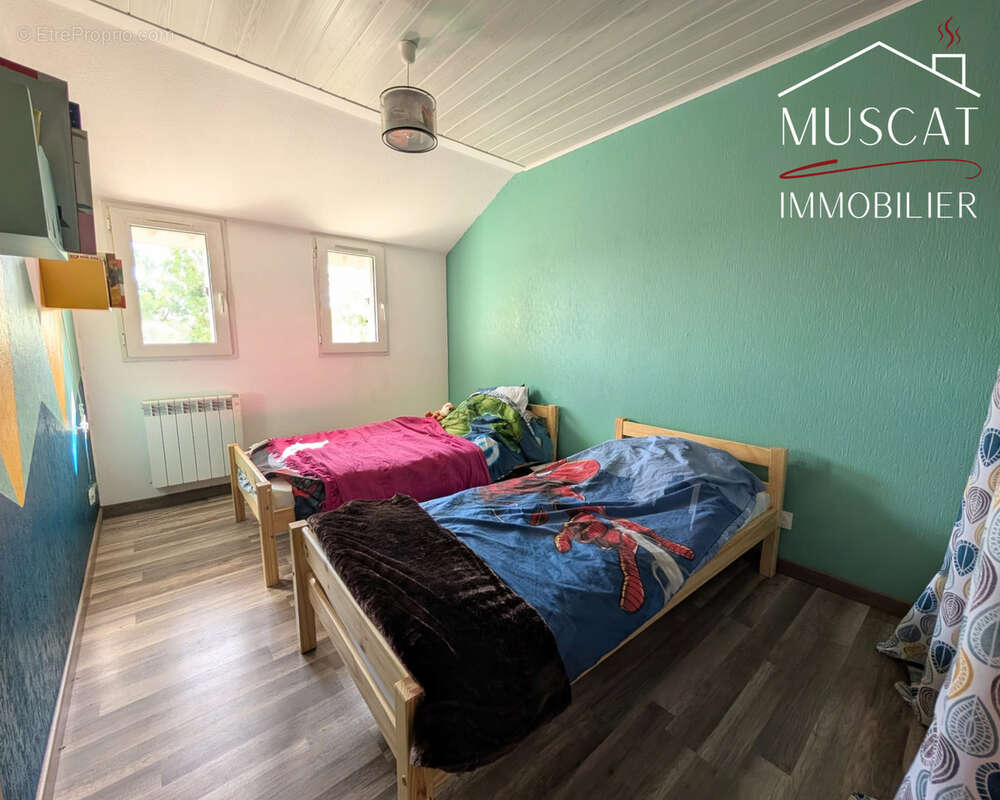 Appartement à L'ISLE-D'ABEAU