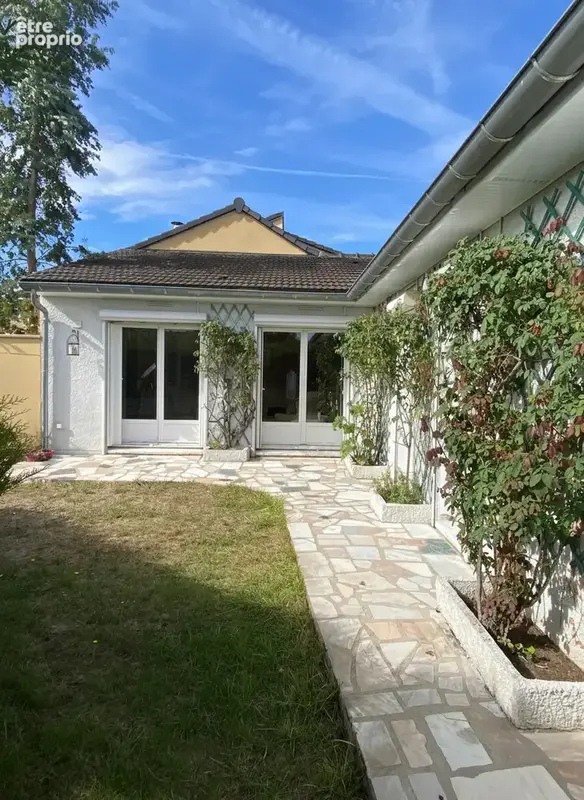 Maison à TRAPPES
