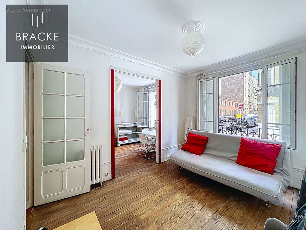 Appartement à COURBEVOIE