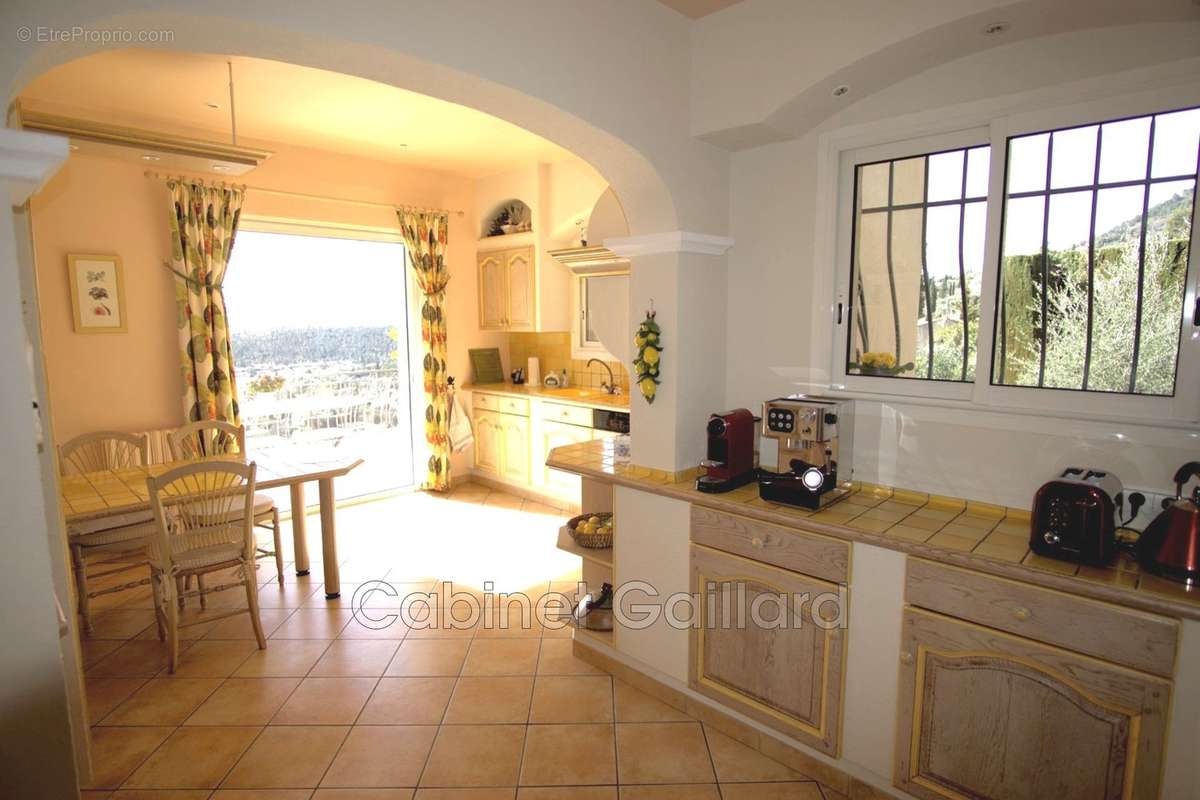 Maison à SPERACEDES