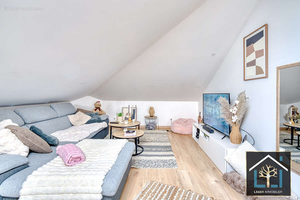 Appartement à BEYNOST