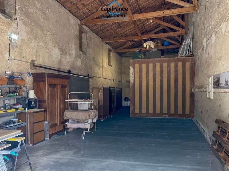 Maison à PUY-L&#039;EVEQUE