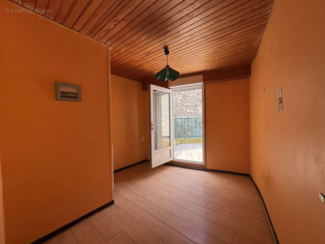 Maison de village avec terrasse et garage à Coursan (11110) - photo 9