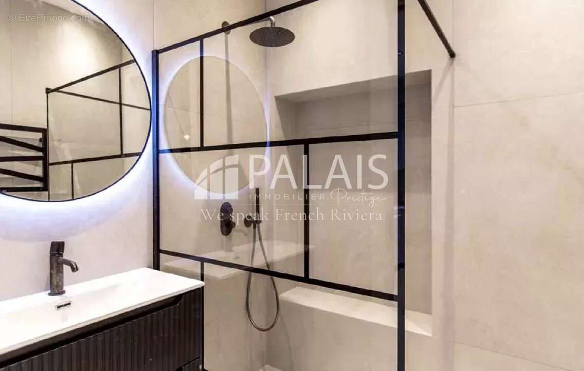 Appartement à VILLEFRANCHE-SUR-MER