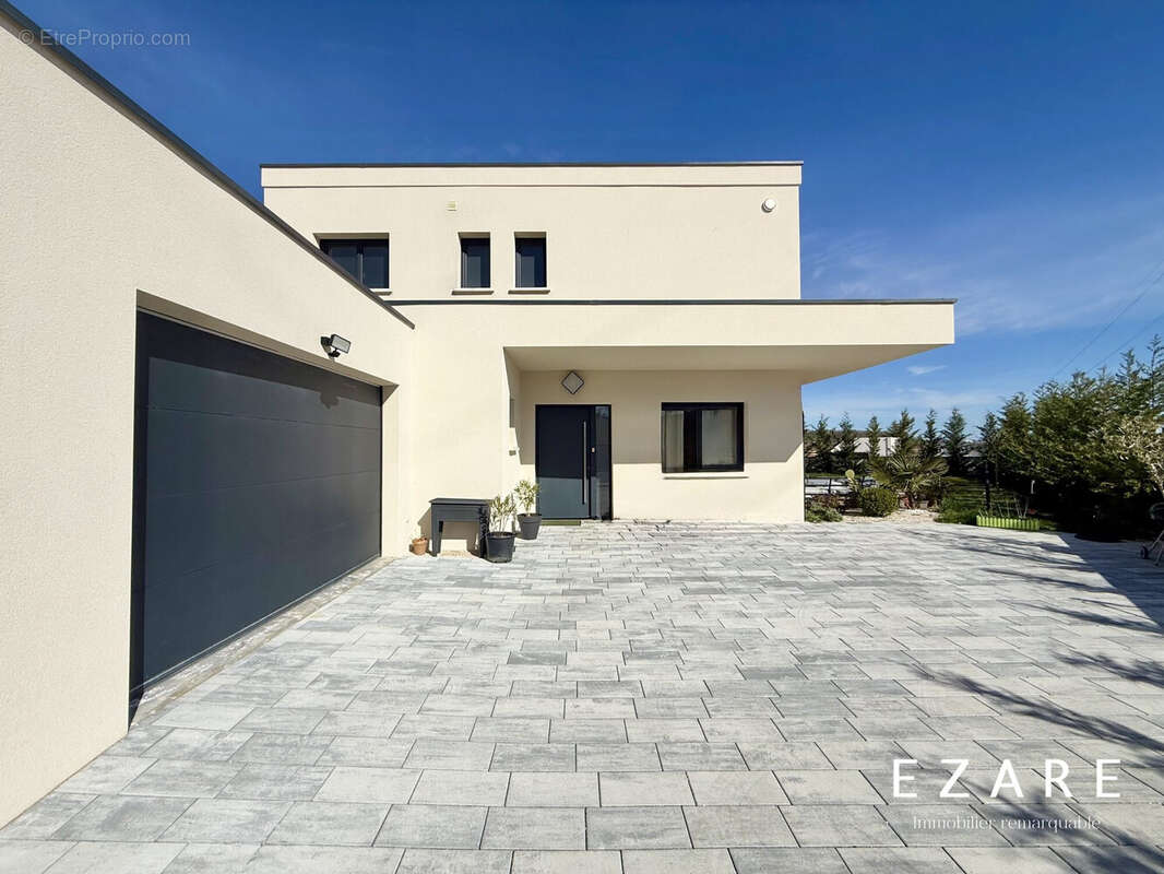 Maison à AHUY