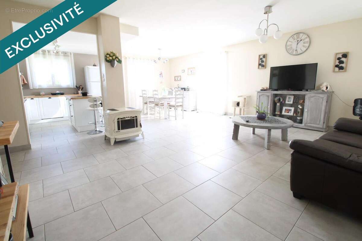 Maison 157 m² à Chaudenay  - photo 2