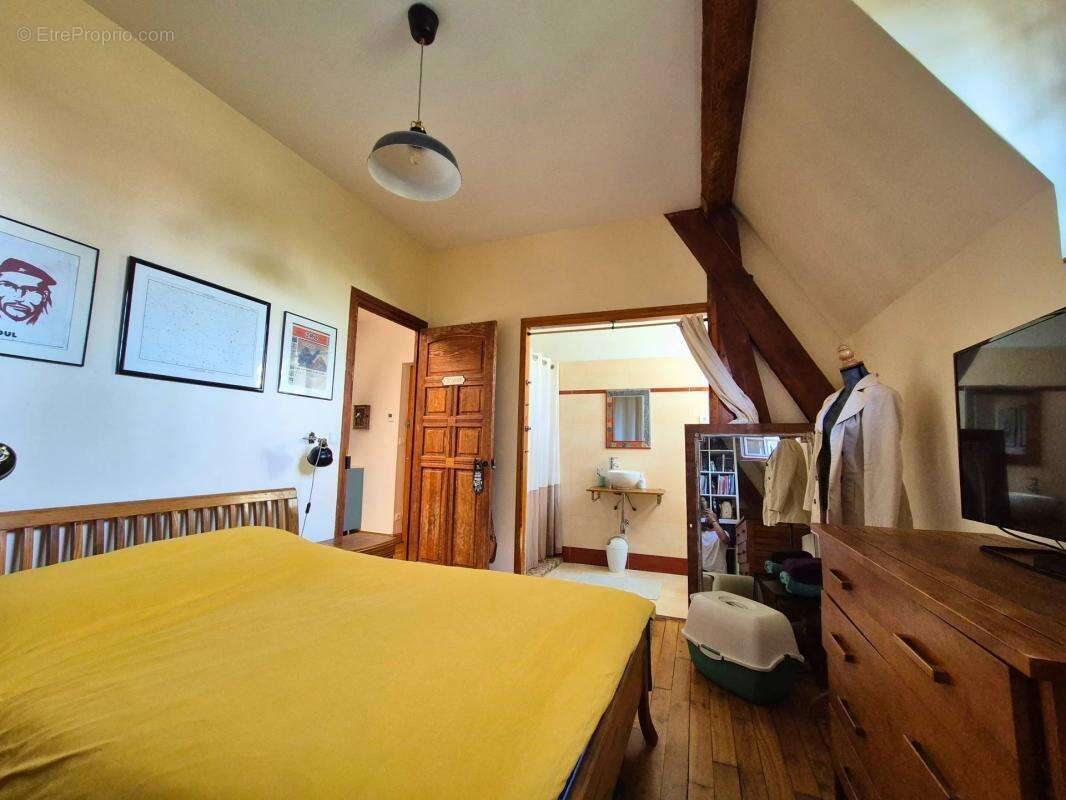 Appartement à HERICY