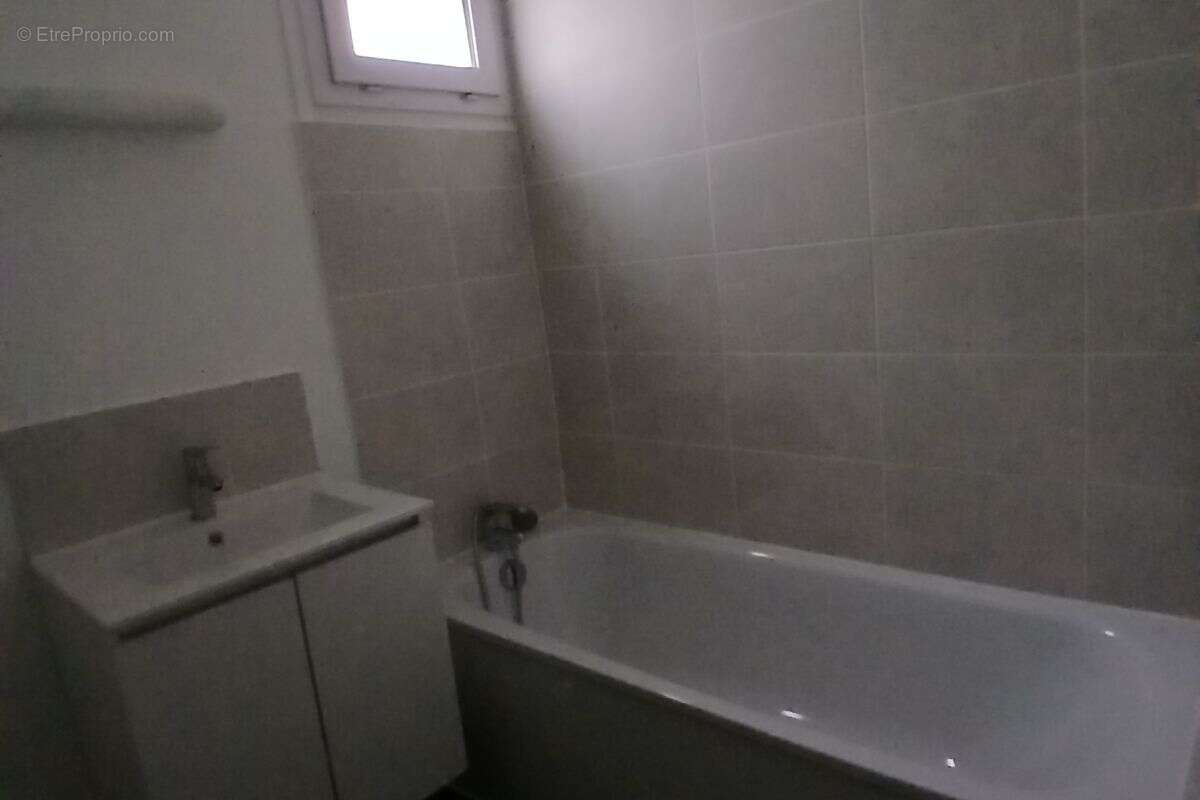 Appartement à MARSEILLE-11E