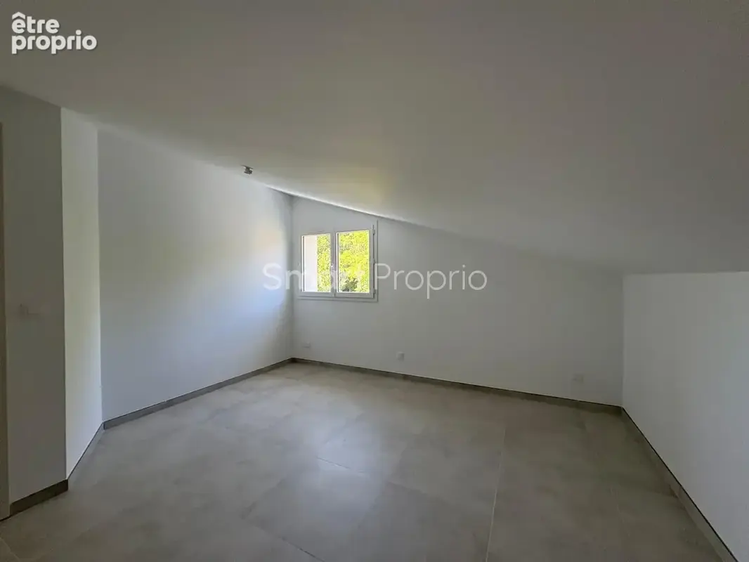 Gréoux-les-bains   duplex rénové à neuf   95 m2 habitables   3 chambres + bureau   parking privatif - photo 6