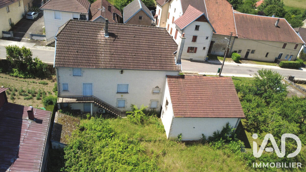 Photo 1 - Maison à CENDREY
