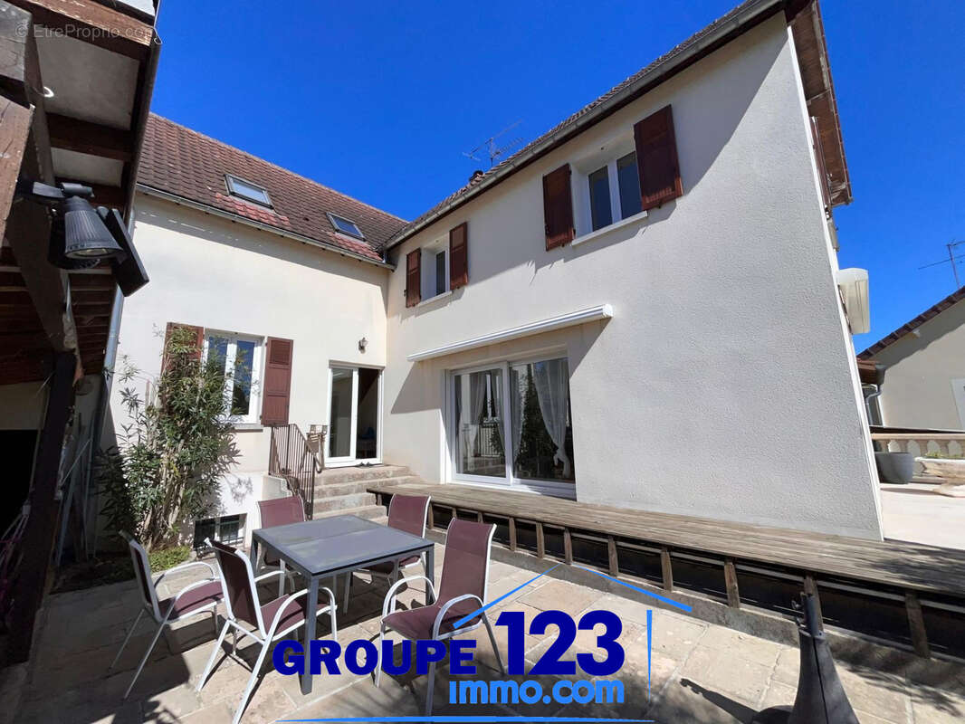 Maison - 156m2 - idéalement située à Auxerre - photo 9