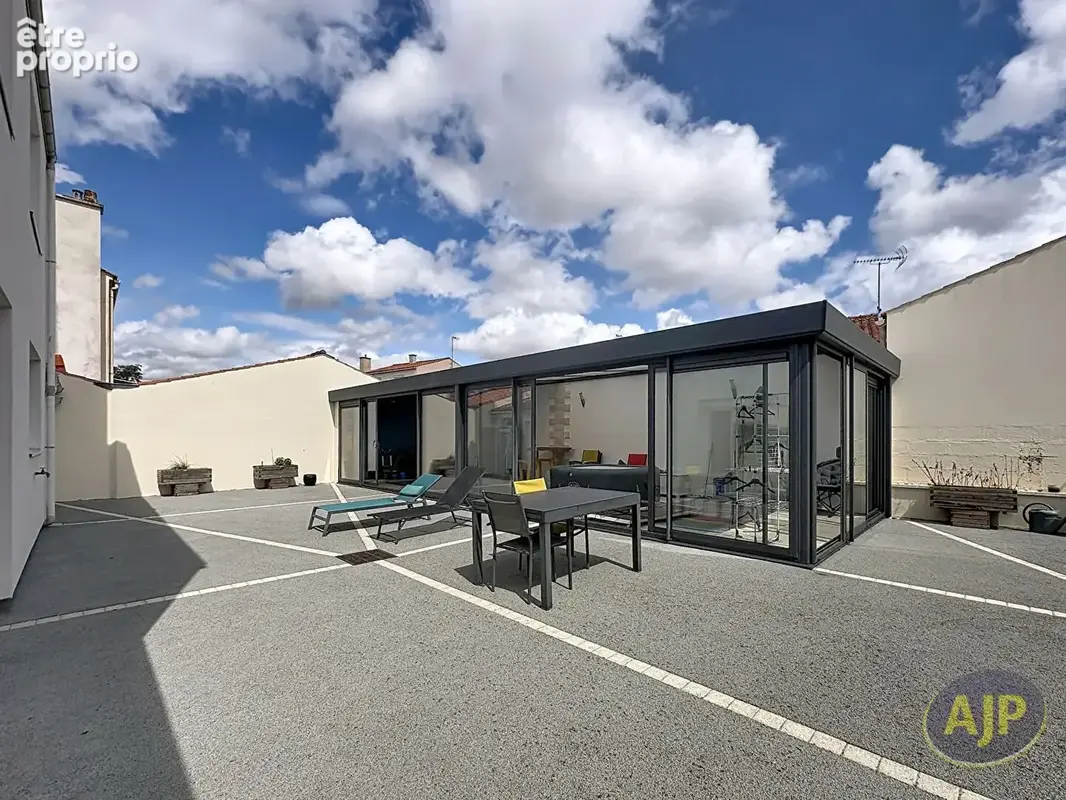 LUCON - Maison 4 chambres - 127 m² - photo 13