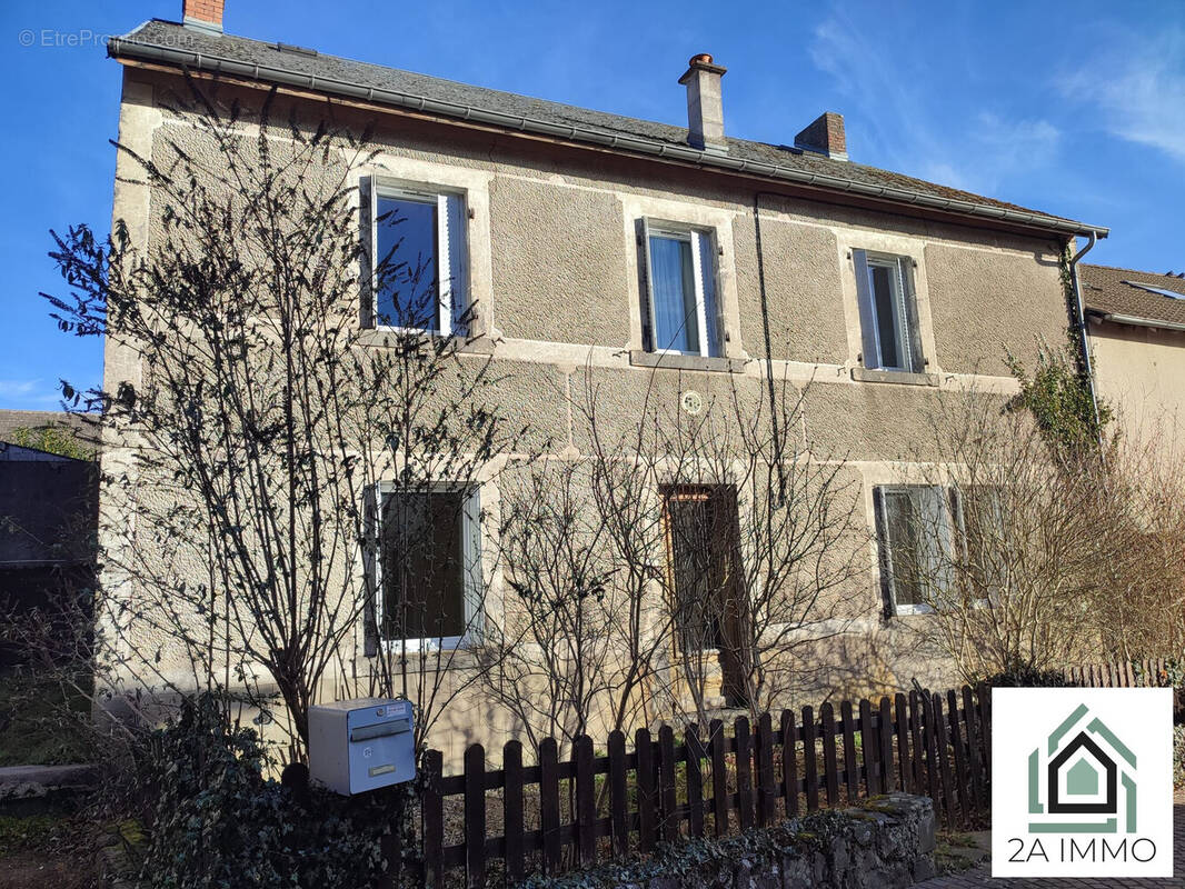 Maison à LES ANCIZES-COMPS