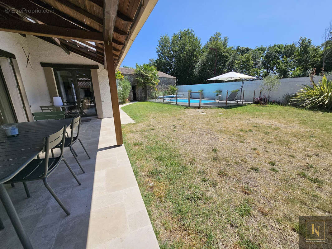 Maison à PAIMBOEUF