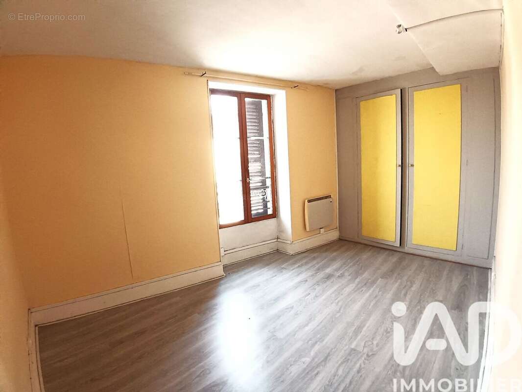 Photo 9 - Maison à CHEMILLY-SUR-YONNE