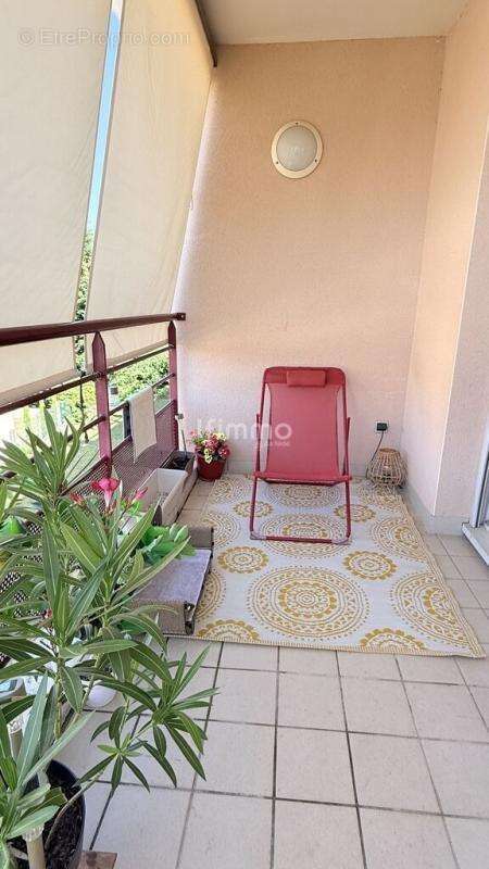 Appartement à MORNANT