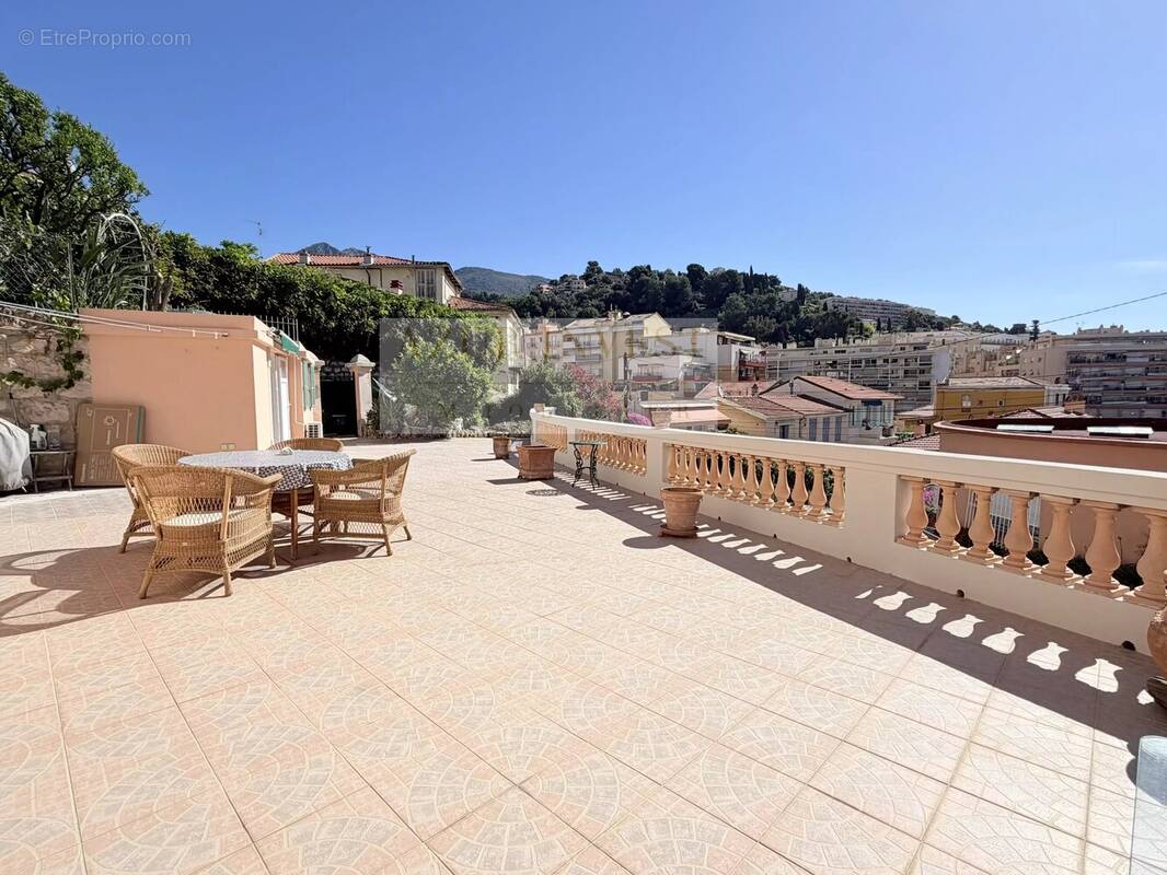Appartement à MENTON