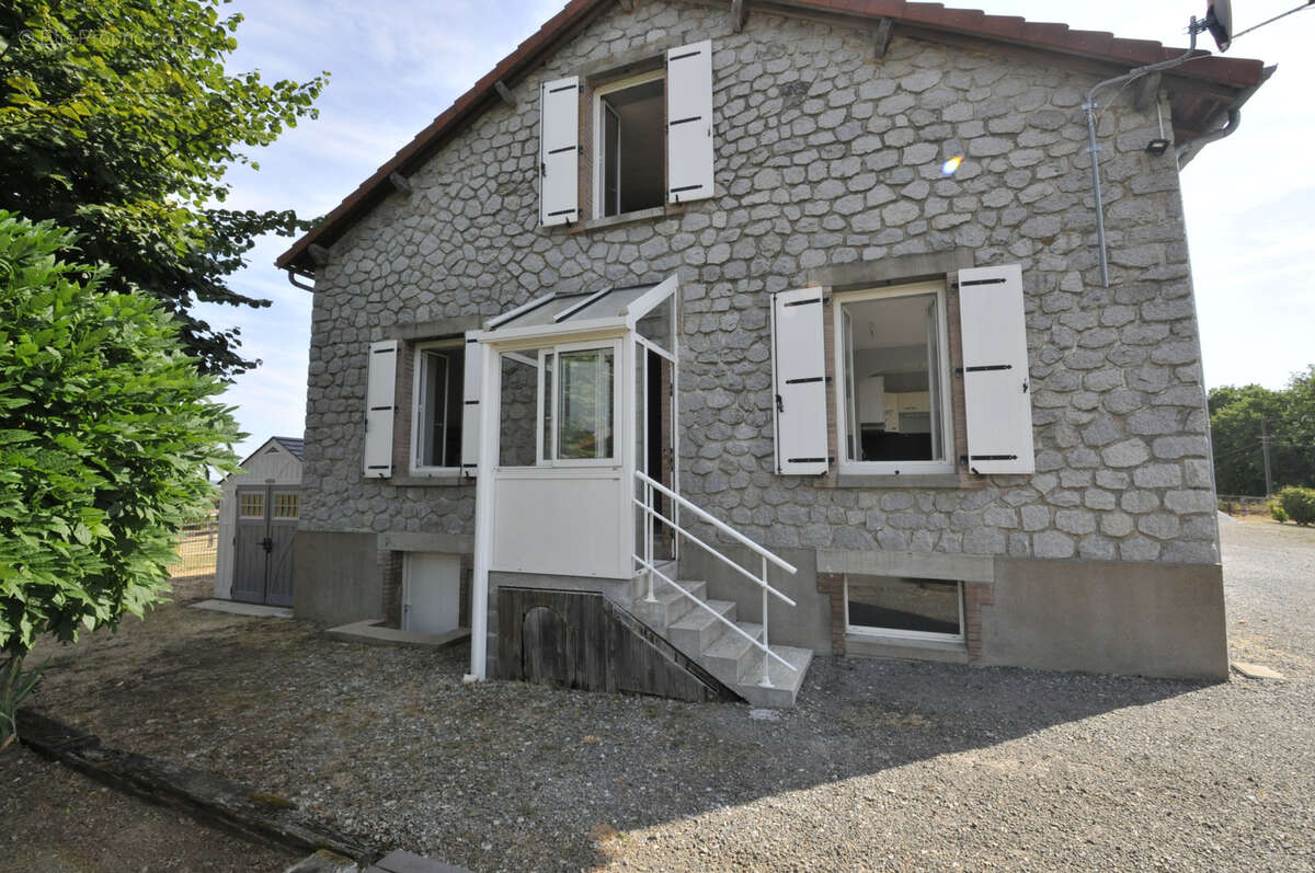 Magnifique Propriété en pierres aux portes de Limoges, sur 3,18 hectares de Terrains - photo 4