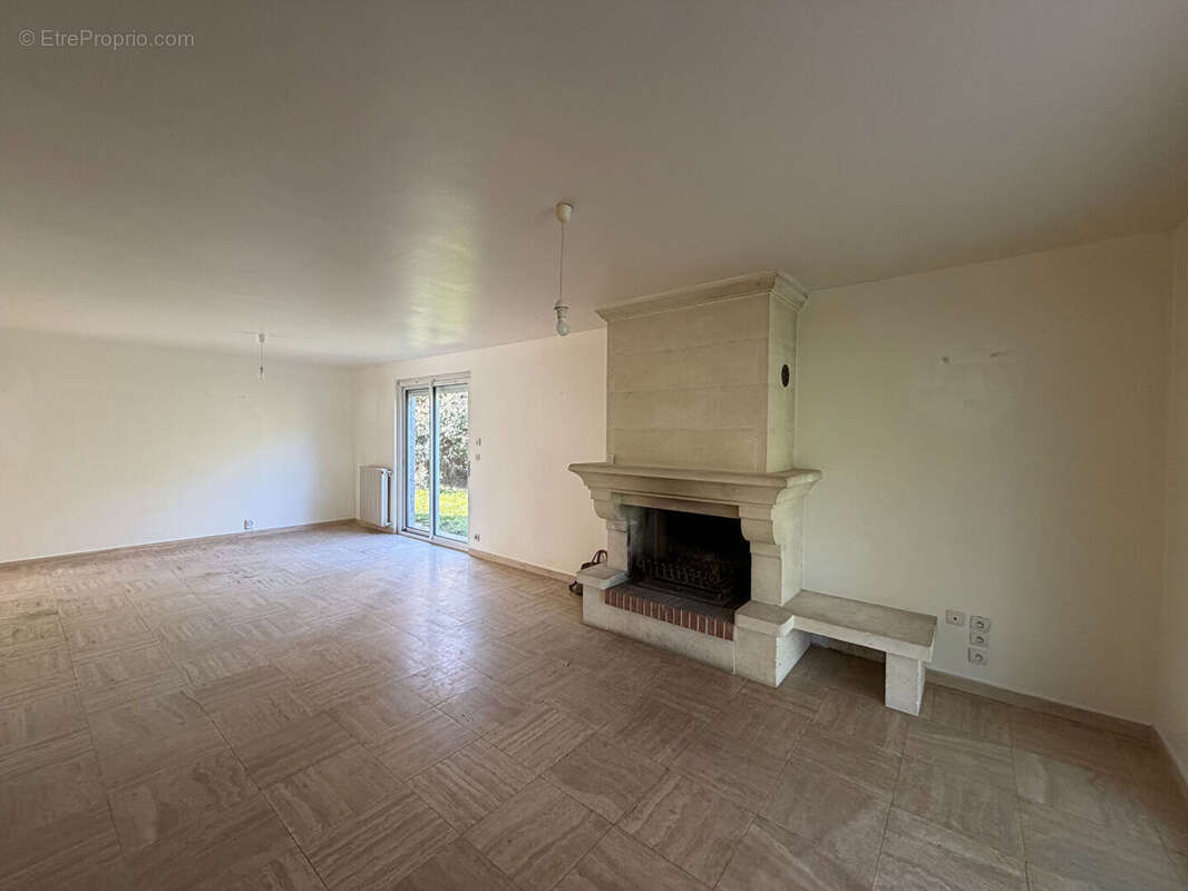 Maison à SAINT-MEDARD-EN-JALLES