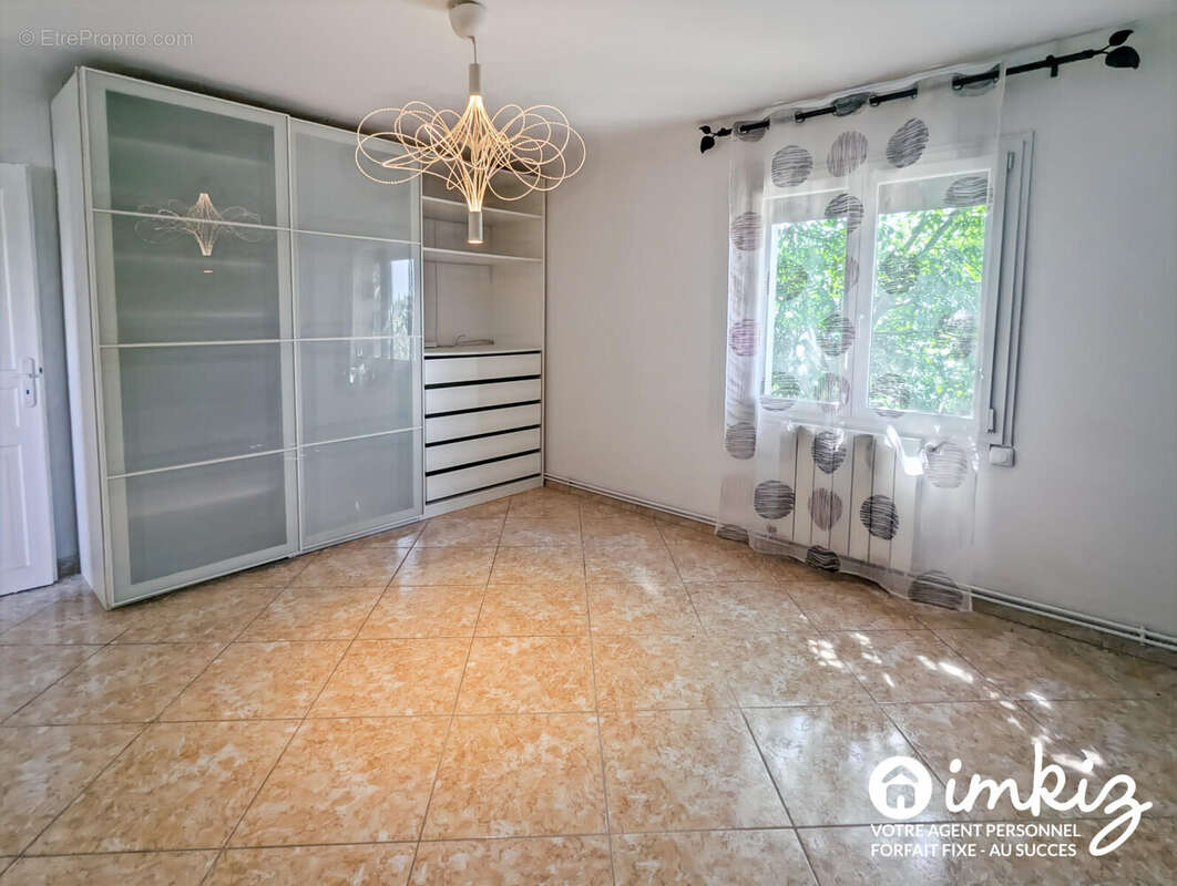 Maison 6 pièces avec studio indépendant et piscine - photo 6