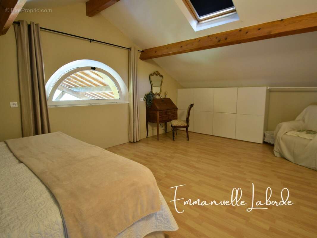 Propriété en pierre avec maison d’amis, piscine et 2,5 hectares LALINDE (24) - photo 15