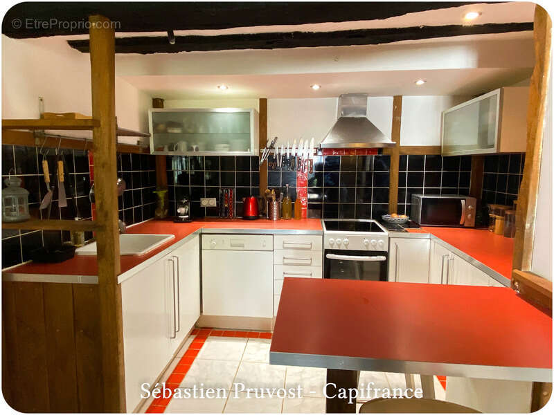 Maison à SAINT-PARDOUX-LA-RIVIERE