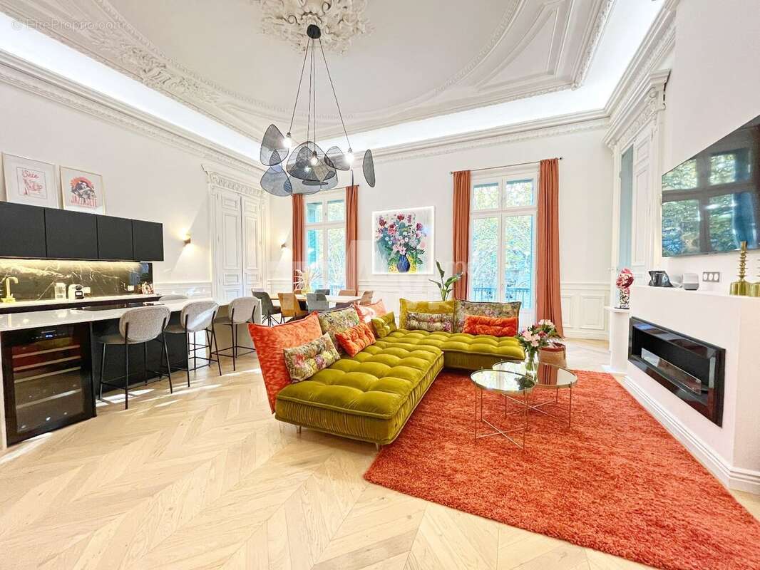 Appartement Haussmannien rénové d'exception - photo 16