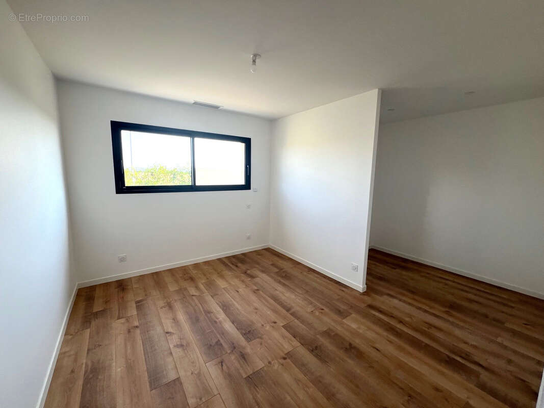 Maison à COLOMBIERS