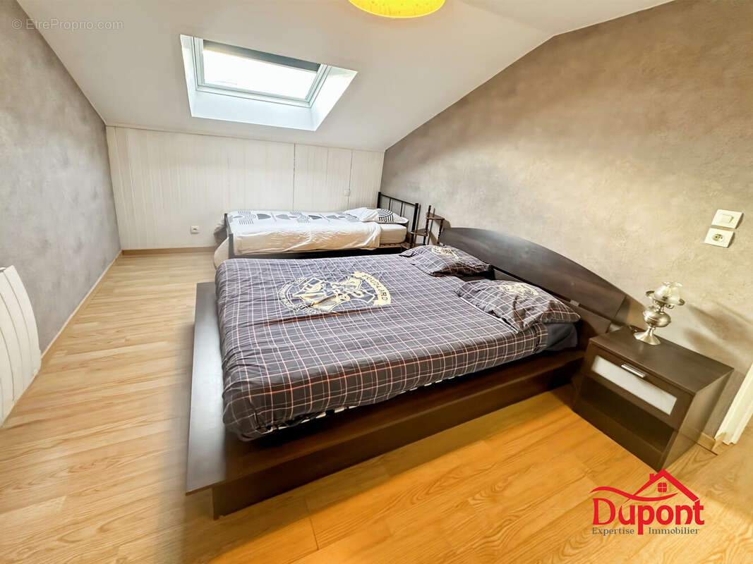 Maison à SOLRE-LE-CHATEAU