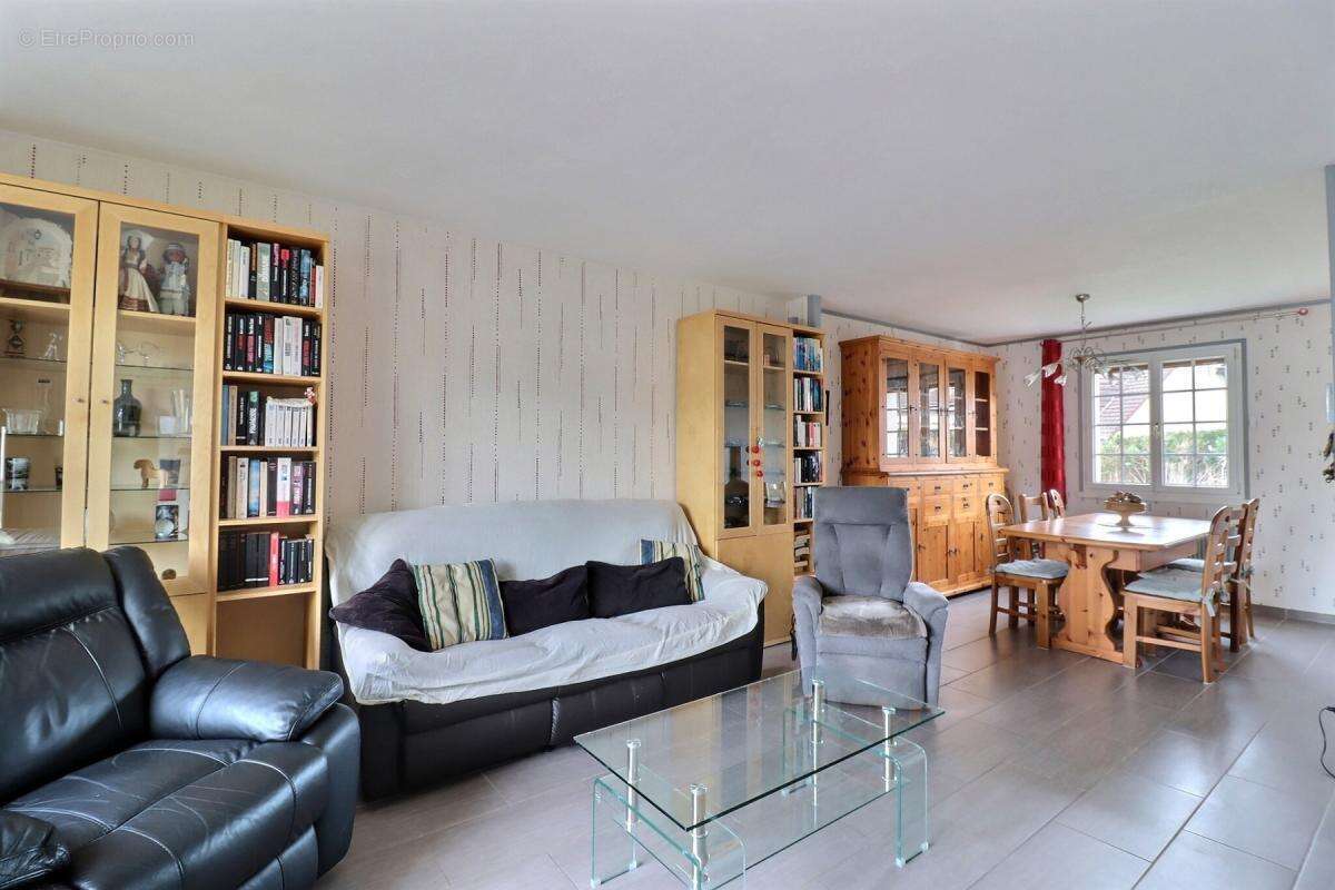 Maison à MANTES-LA-VILLE