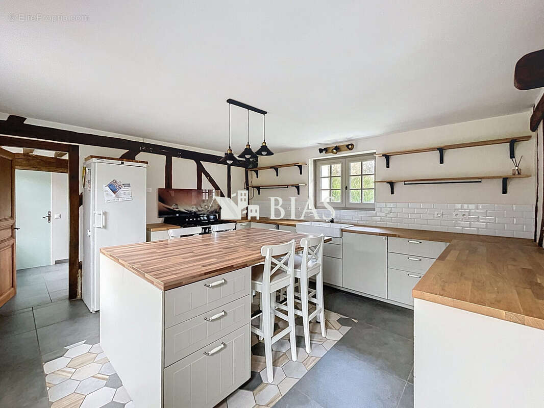 Maison à BEAUMONT-LE-ROGER