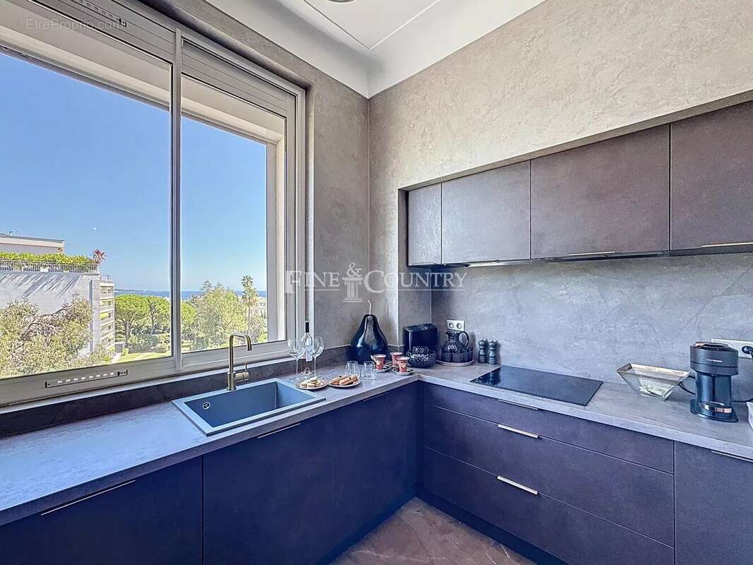 Vente Appartement Bourgeois Vue Mer à Cannes - photo 8