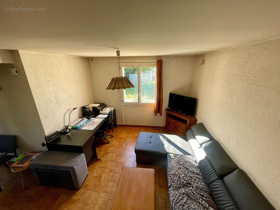 Autre à L&#039;ISLE-SUR-LA-SORGUE