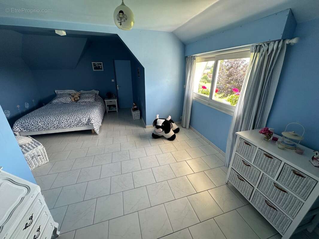 Maison 255 m² à Poilly-Lez-Gien  - photo 8