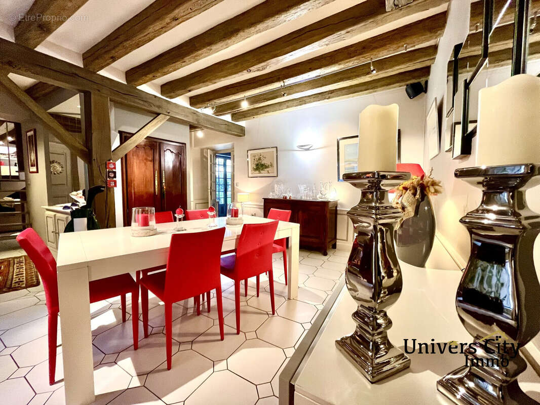 Maison à LES PONTS-DE-CE