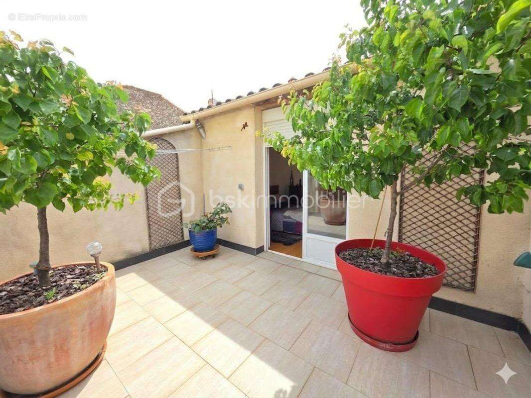 Maison à MONTREDON-DES-CORBIERES