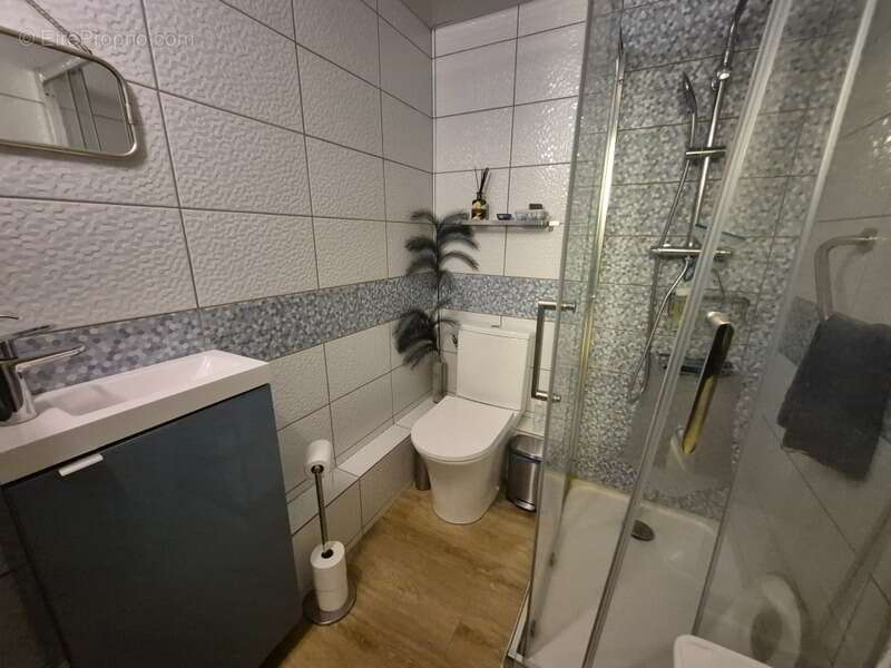 Maison à SOLLIES-TOUCAS