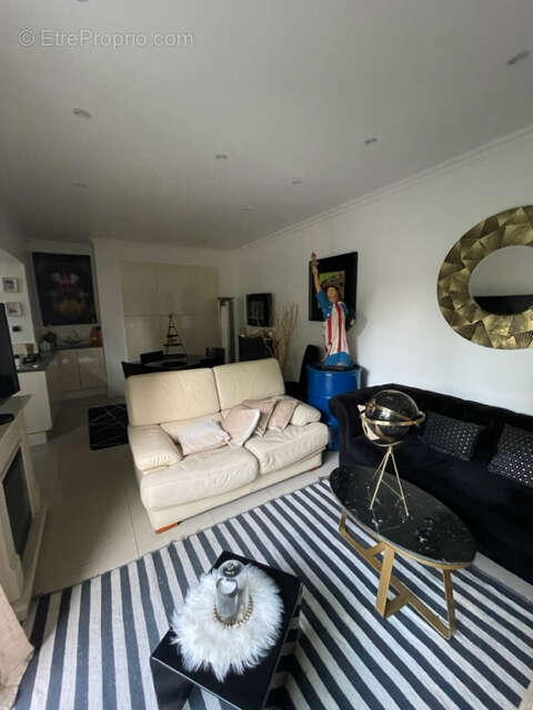 Maison à SAINT-MAUR-DES-FOSSES