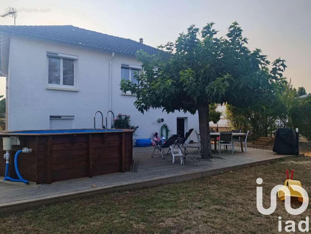 Photo 3 - Maison à YZEURE