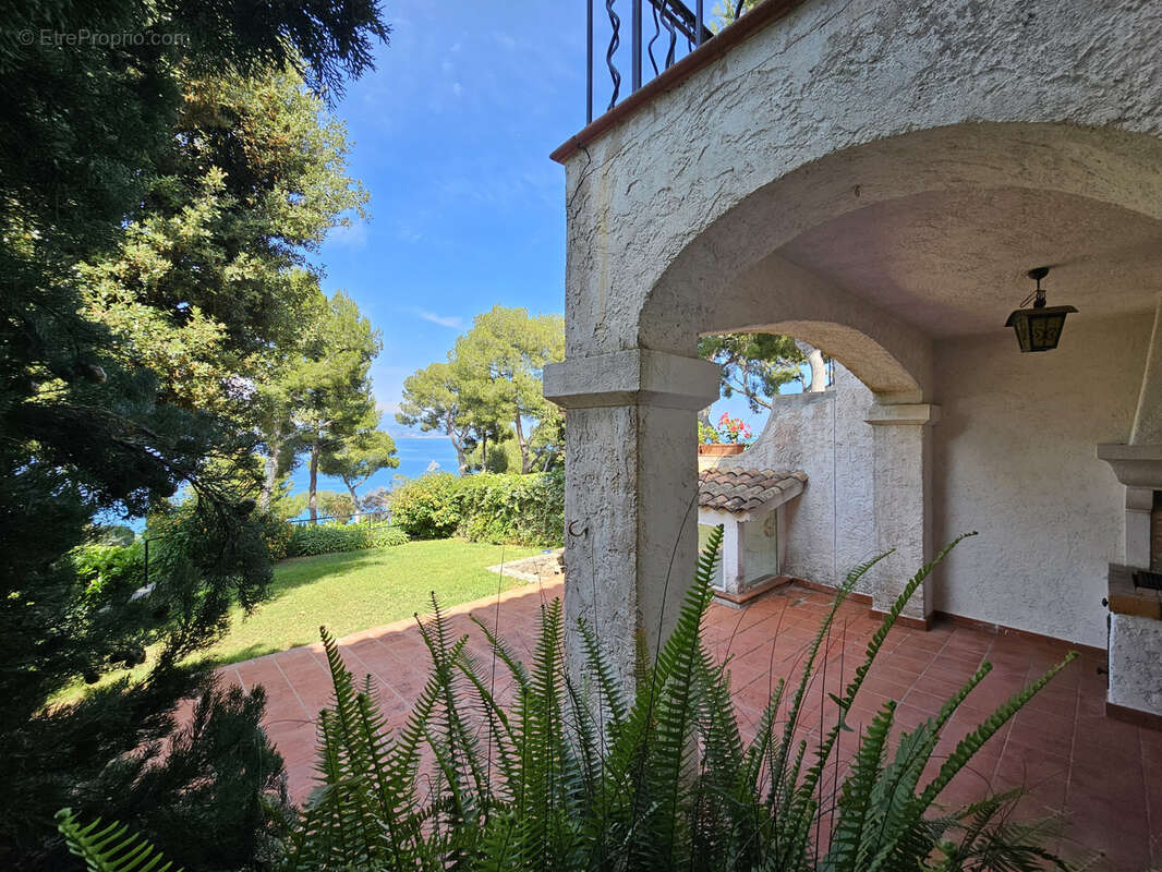 Maison à ROQUEBRUNE-CAP-MARTIN