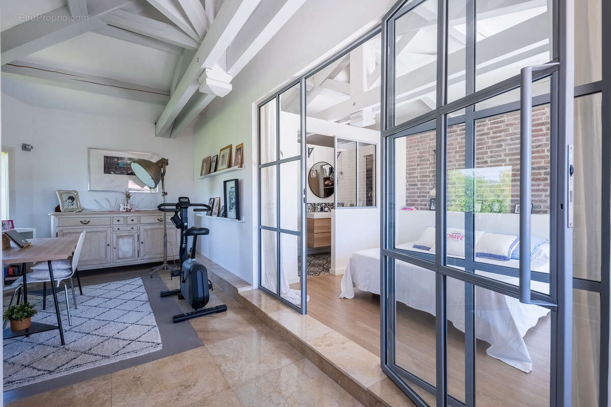 n°2 - Maison à MARSEILLE-13E