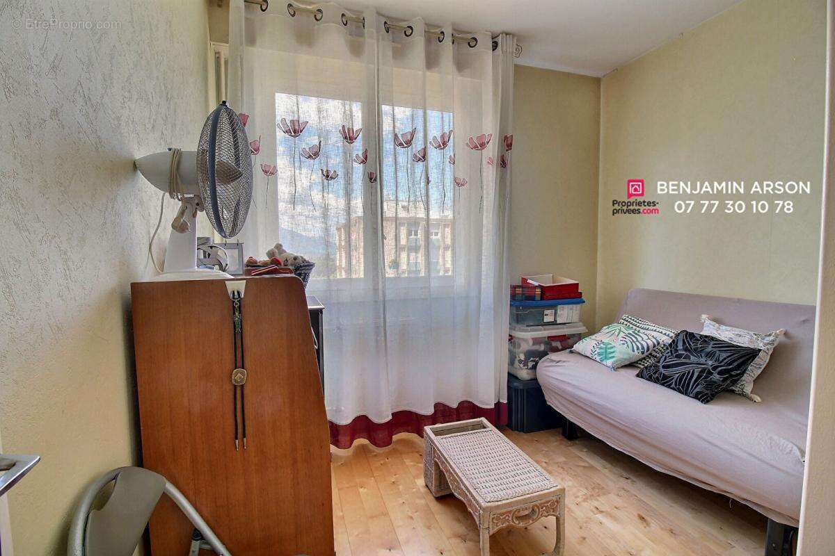 Appartement à COGNIN