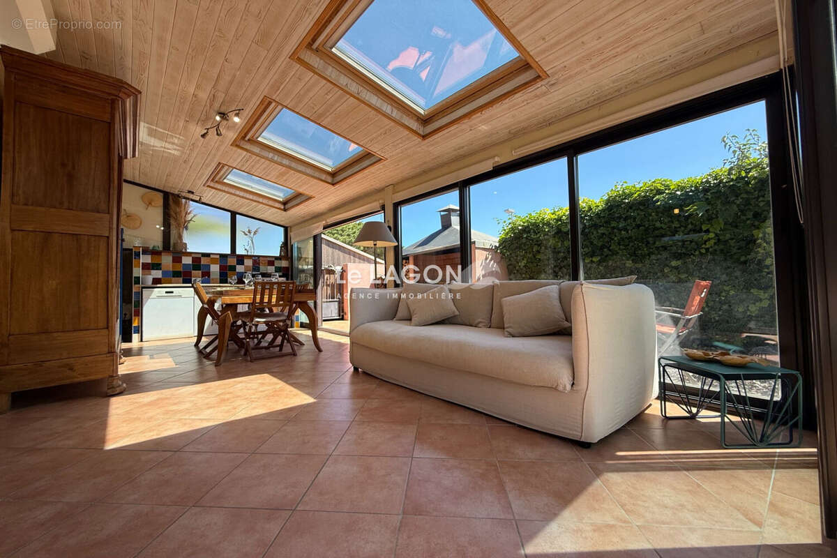 Maison à SAINT-CYPRIEN