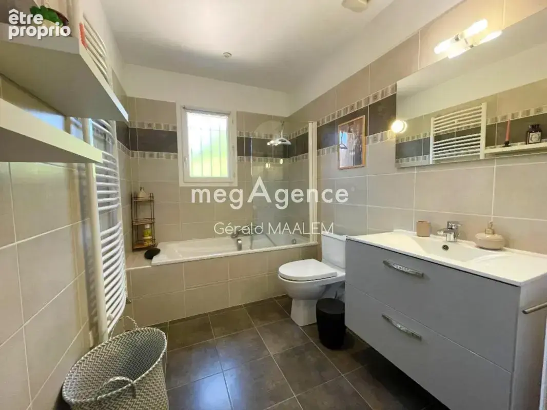 Maison de 140m² avec garage et piscine à Roquebrune-sur-Argens - photo 11