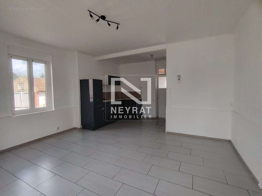 Maison à SAINT-MARTIN-EN-BRESSE